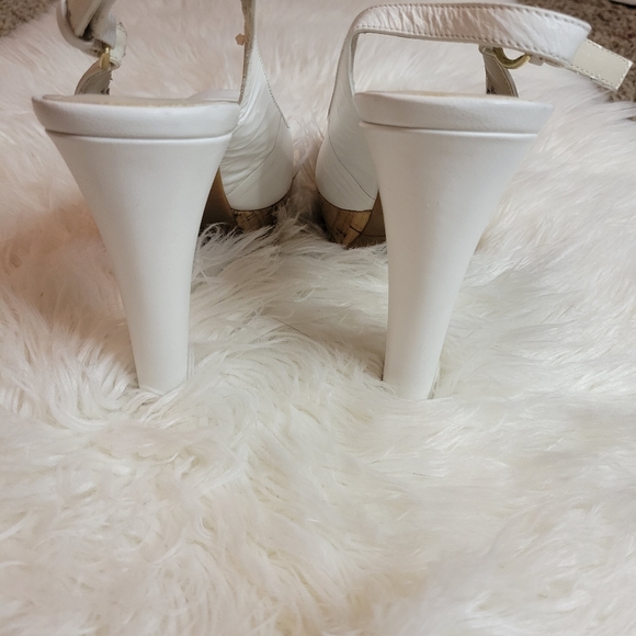 Nine West Platform Sandal - Picture 8 of 8